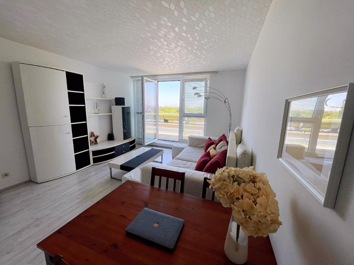 Schone Wohnung Mit Dachterrasse Vienne Extérieur photo
